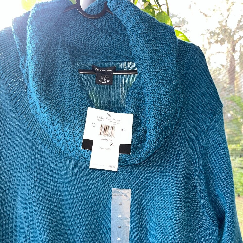 New Calvin Klein women's sweater moroccan blue XL